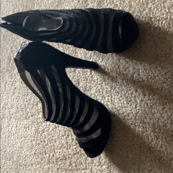 Shoes - Picture 2 of 3